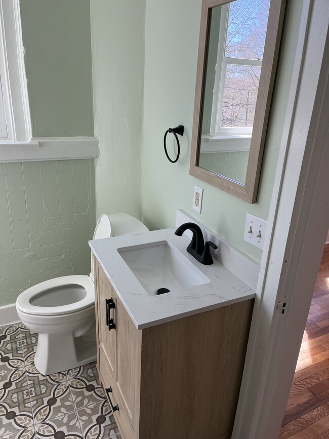 Full Bath - 773 Haywood Rd