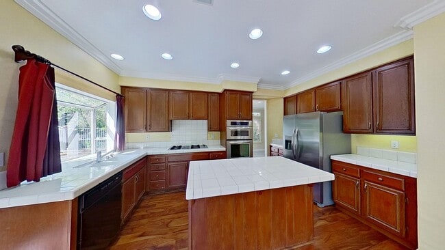 Building Photo - 28542 Cedar Ridge Rd