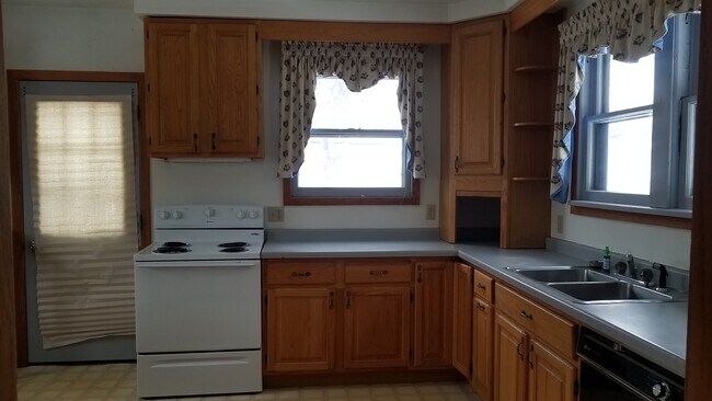 Foto del edificio - 1123 Beltrami Ave NW