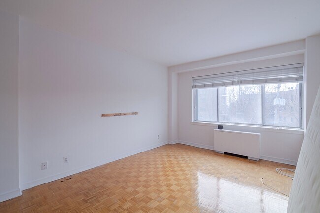 Photo du bâtiment - 4555 Av. Bonavista