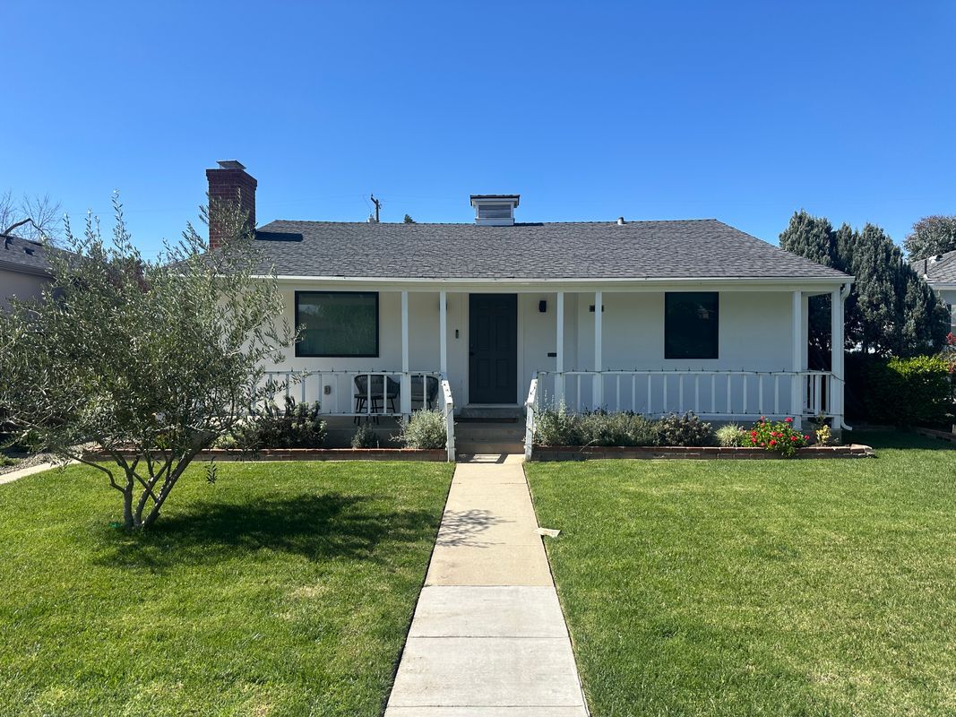 Primary Photo - 3905 Gaviota Ave