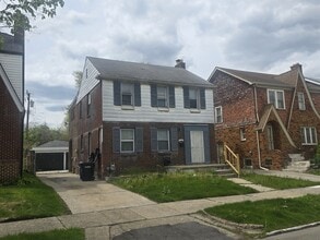 Building Photo - 16141 Griggs St