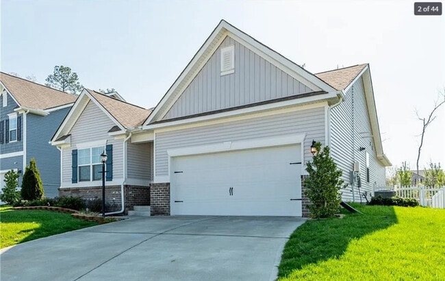 Building Photo - 7500 Sedge Dr