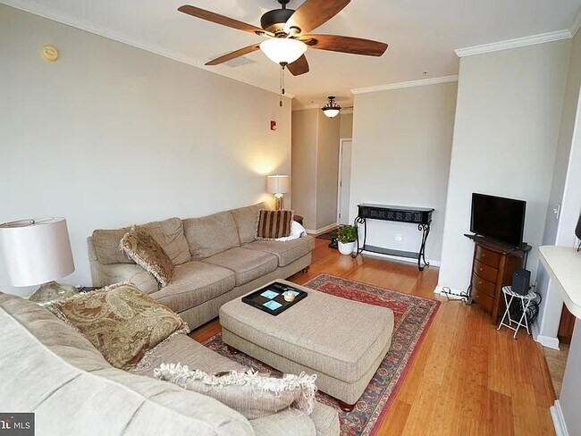 Foto del edificio - 3002 Heather Ln