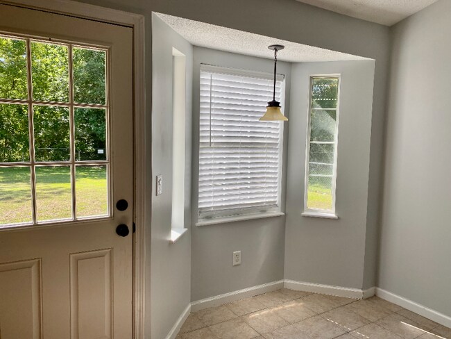 Foto del edificio - 101 Chance Ln