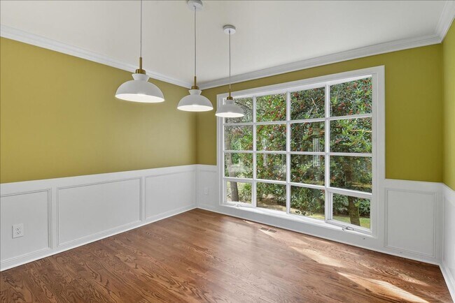 Foto del edificio - 4bd/2.5ba Woodinville House