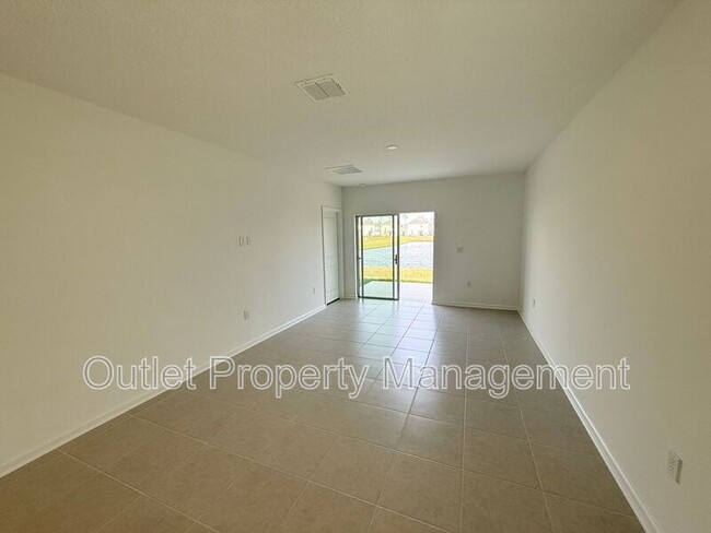 Foto del edificio - 1118 Belle Isle Ln