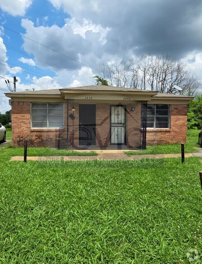 Building Photo - 2440 Charjean Cove