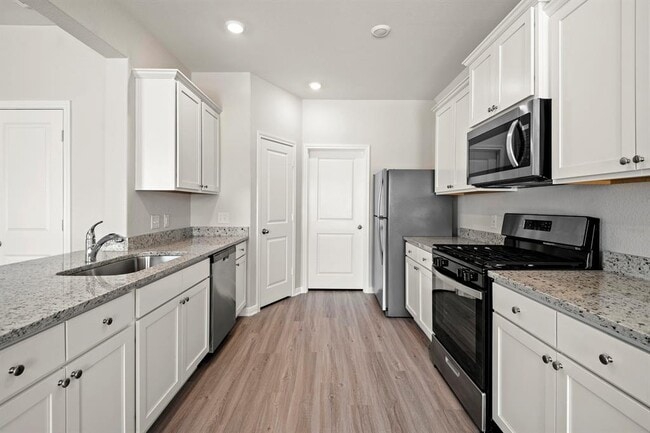 Building Photo - 429 Polly Grv Dr