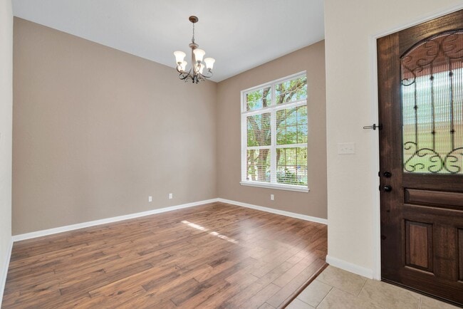 Building Photo - Stunning 4 Bedroom Home in Alamo Ranch