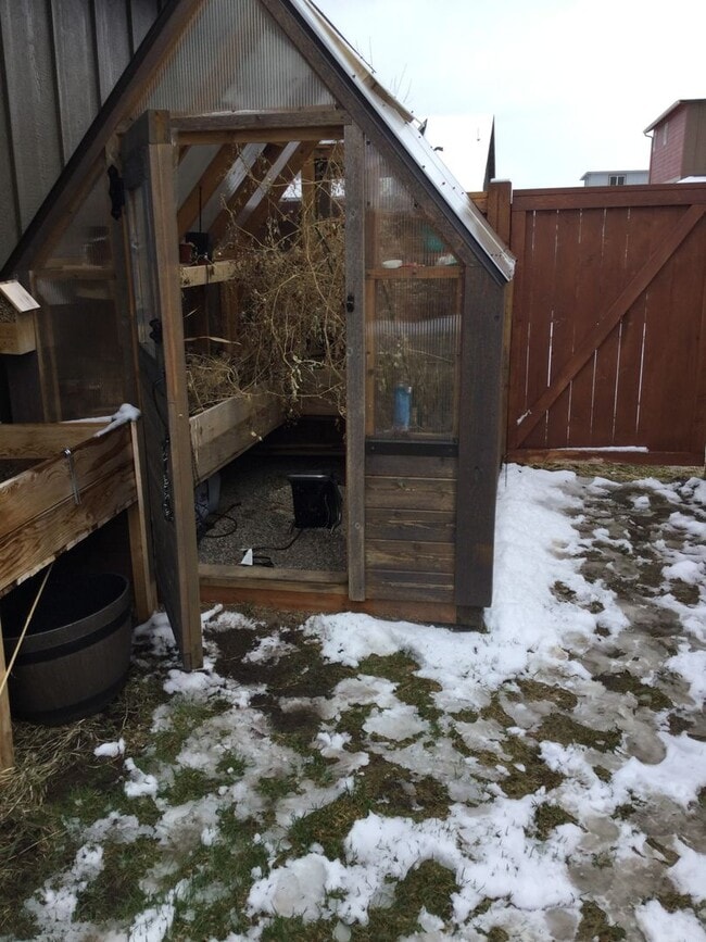 Building Photo - 175 Pond Lily Dr