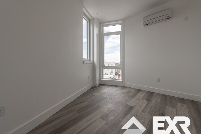 Building Photo - 1111 Fulton St