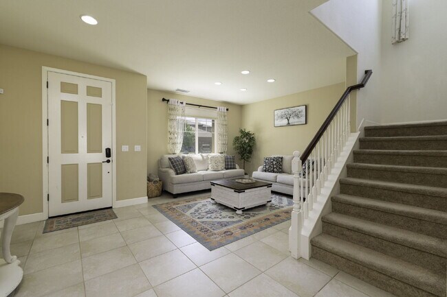 Foto del edificio - Spacious Home in Damonte Ranch - Large Backyard!
