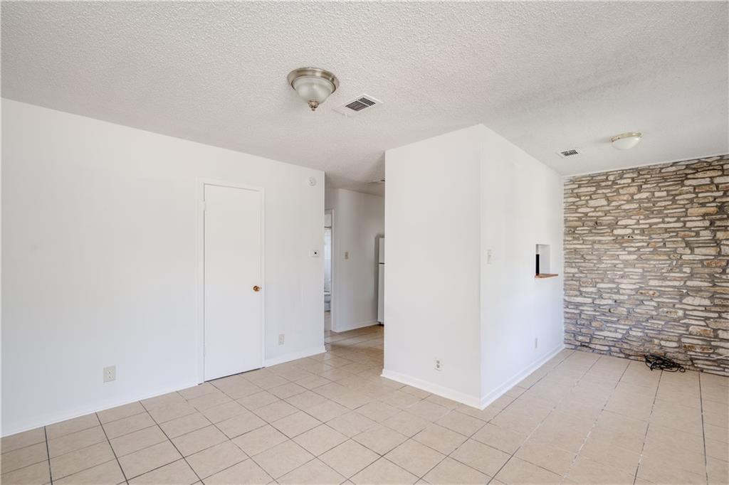 2502 Cecil Dr, Austin, TX 78744 Townhome Rentals in Austin TX