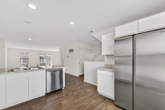 Building Photo - 3831 Currant Ln