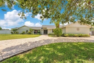 Building Photo - 15300 SW 164th St
