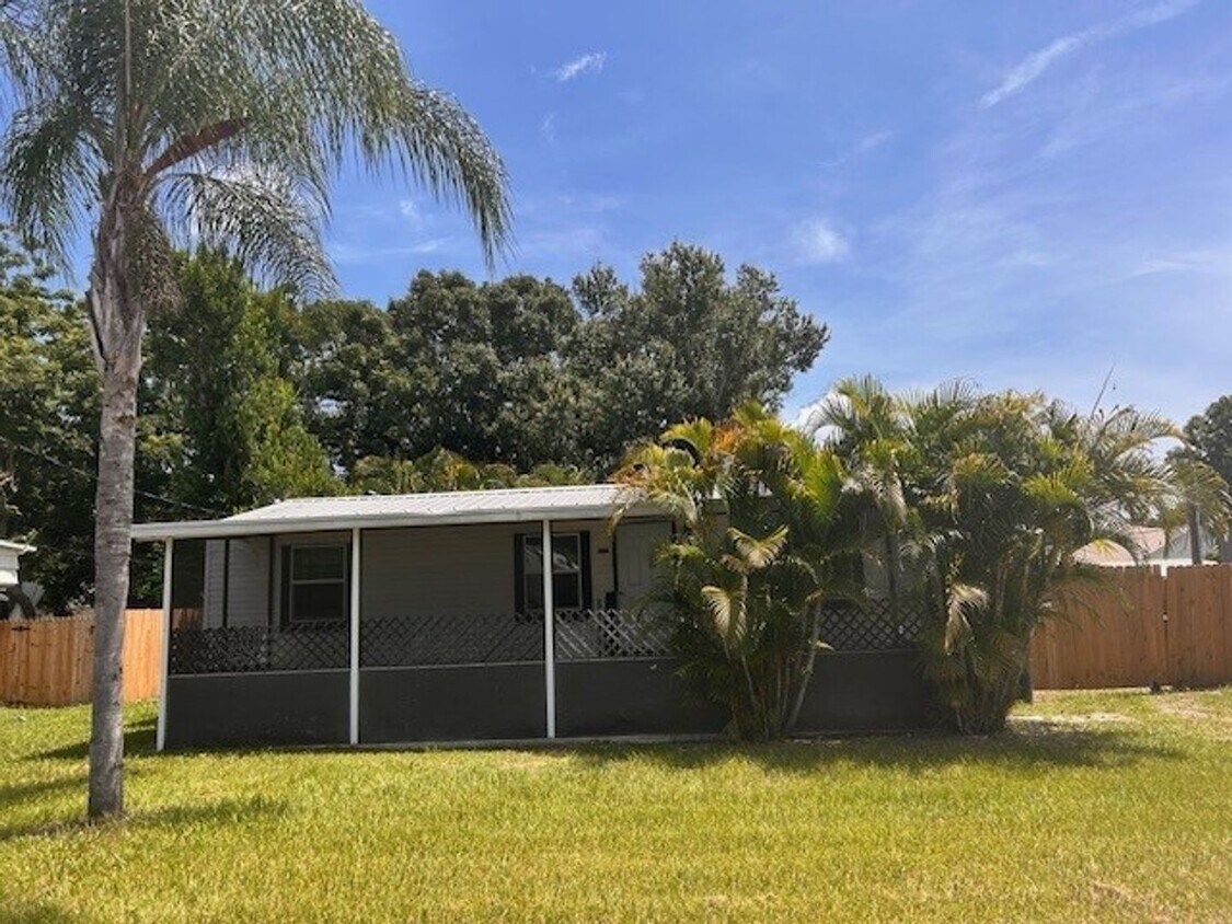 Primary Photo - **3/2 Renovated manufactured home**