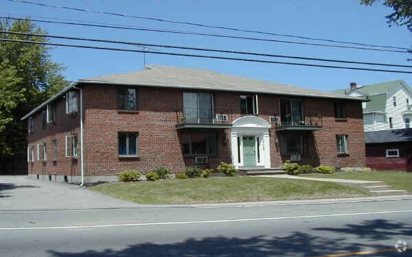 Building Photo - 33 Topsfield Rd