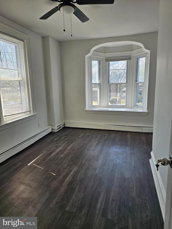 Foto del edificio - 2049 N 62nd St