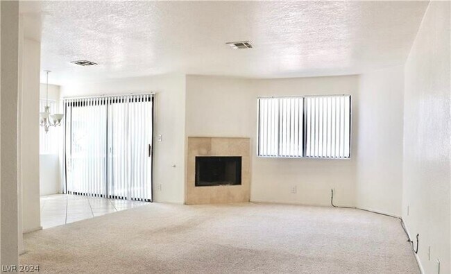 Building Photo - 5020 S Rainbow Blvd