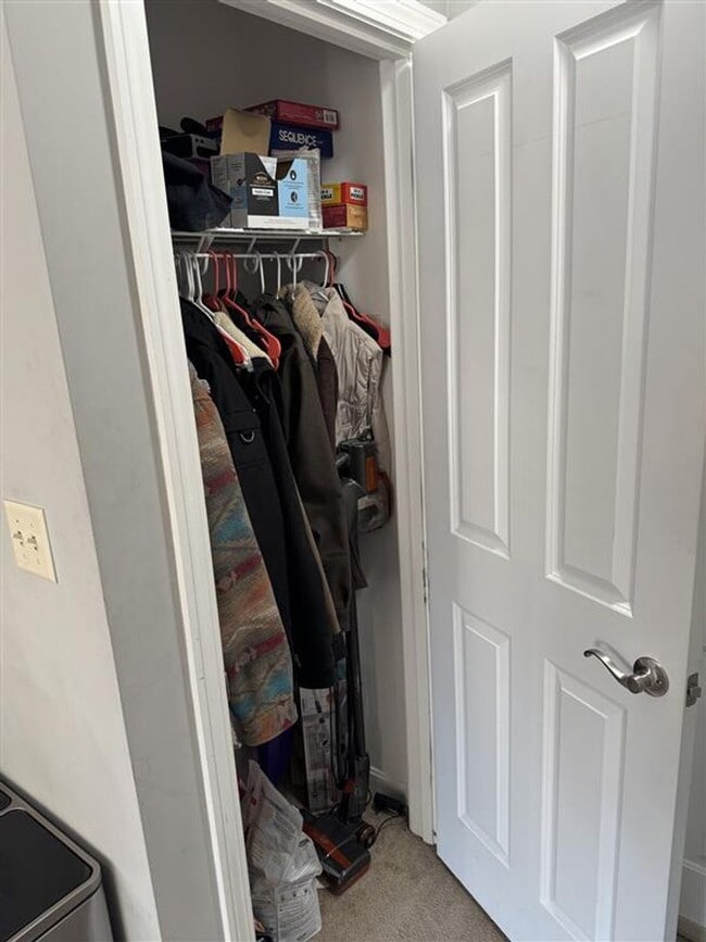 Foto del edificio - 18 Smithwheel Rd