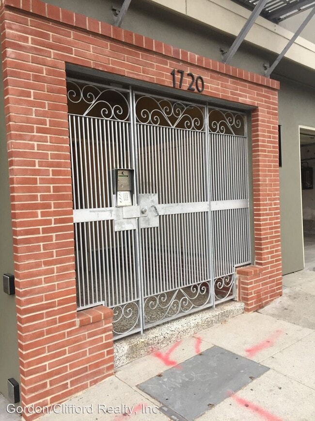 Building Photo - 1720 Irving St