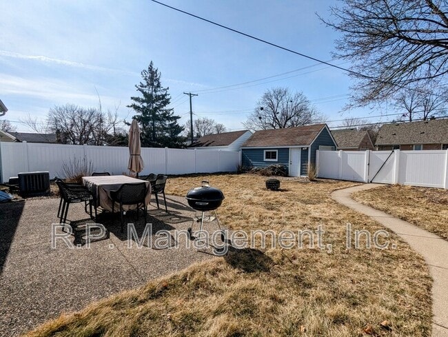Building Photo - 6020 Washburn Ave S