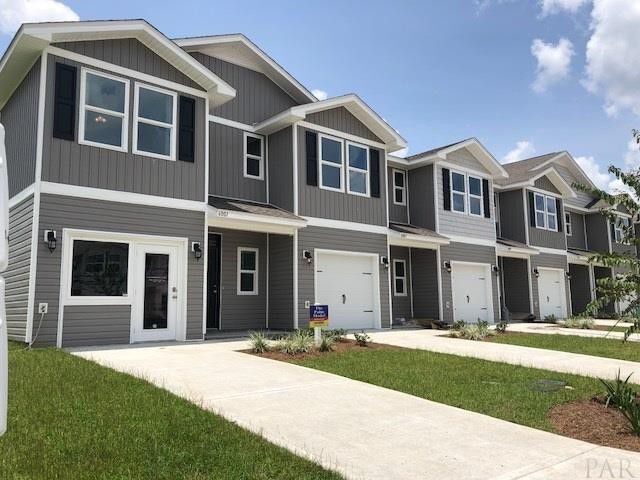 Foto principal - 6004 Royal Port Court