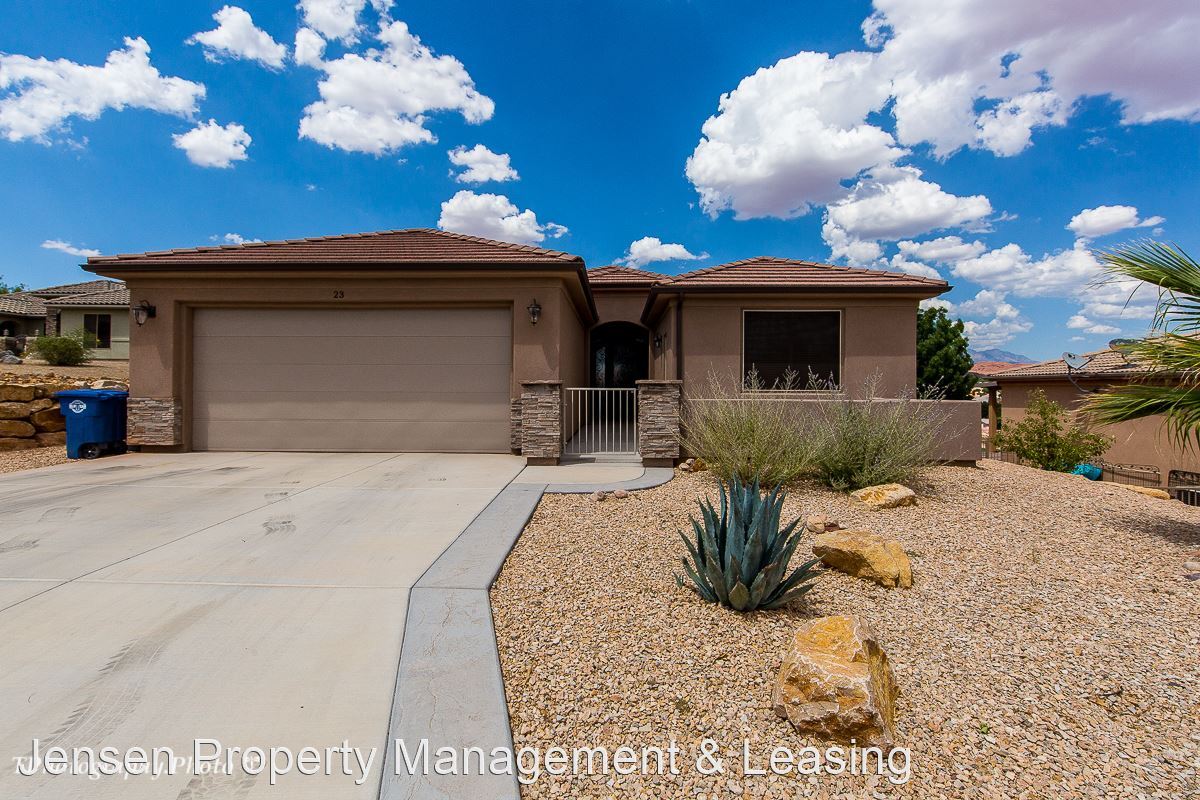 Primary Photo - 4 br, 3 bath House - 584 South Dixie Drive...