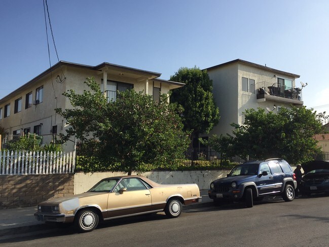 Foto del edificio - 322-330 W 9th St