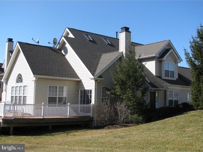 Photo - 218 Silverbell Ct Townhome