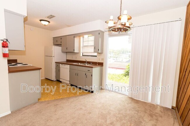 Foto del edificio - 18 S Germantown Rd