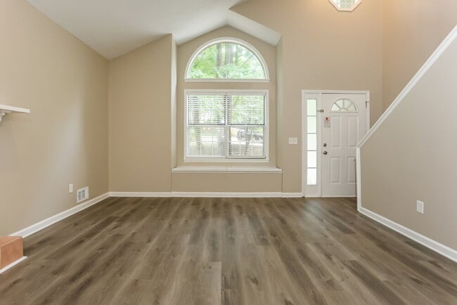 Building Photo - 40 Woodberry Ct