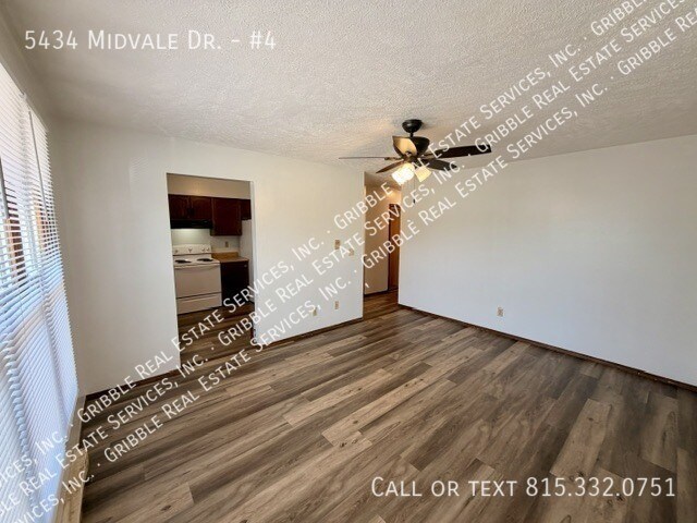 Foto del edificio - 5434 Midvale Dr