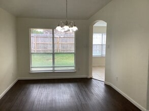 Building Photo - 3709 Breckenridge Dr
