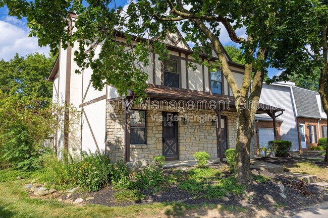 Foto del edificio - 1094 Farmlane Dr