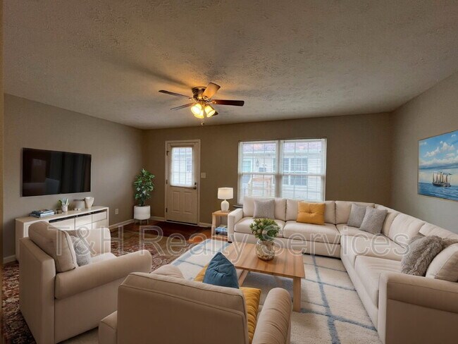 Building Photo - 520 S Pike St