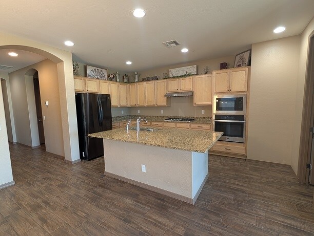 Foto principal - 41390 W Carlisle Ln