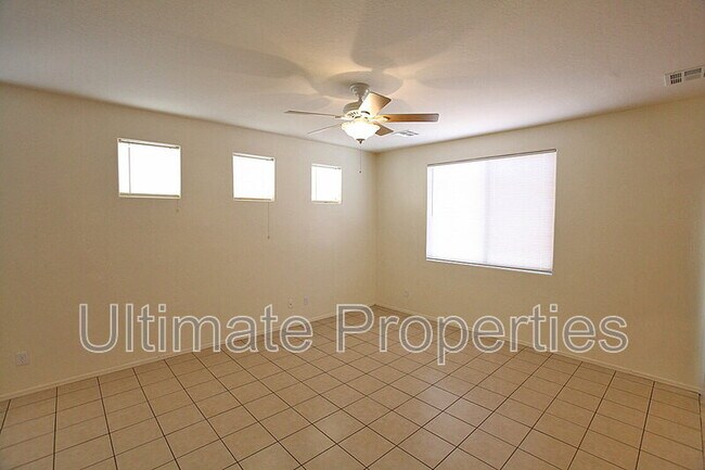 Building Photo - 17618 W Mandalay Ln