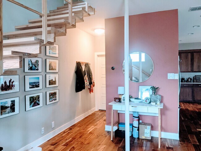 Foto del edificio - 1175 Oak Grove Ave