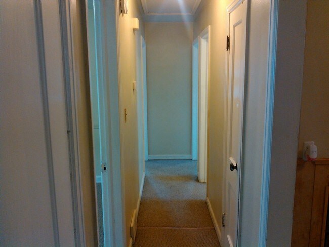 Building Photo - 4456 N. 45th Street - 3 Bedroom Home