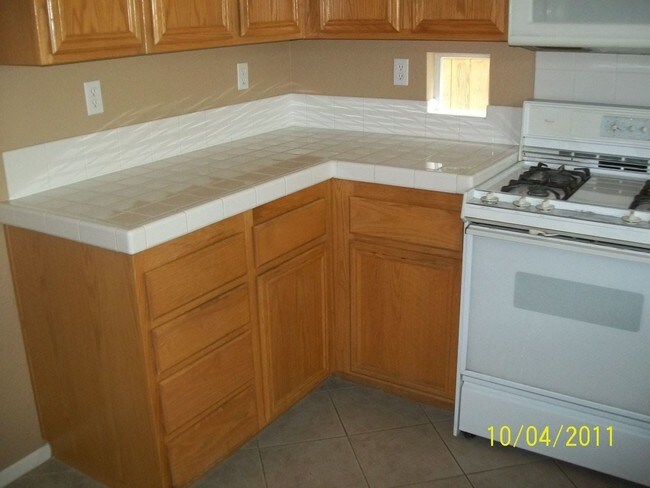 Building Photo - 3 br, 2 bath House - 1130 Plaza Miraleste