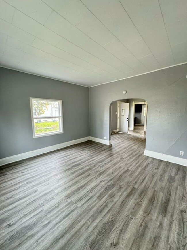 Foto del edificio - 3 Bedroom, 1 Bath Home in South Bend IN.