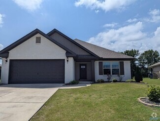 Building Photo - 124 Varina Dr