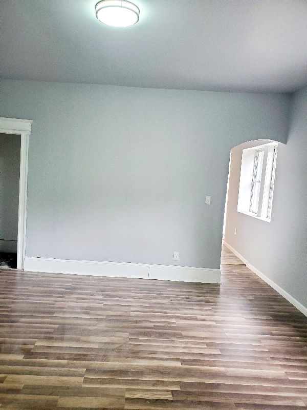 Building Photo - 64 Arch St