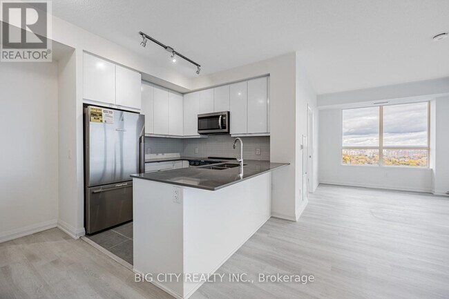 Photo du bâtiment - 3260 Sheppard Ave E