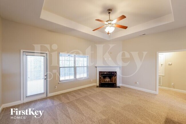 Building Photo - 145 Hillcrest Dr