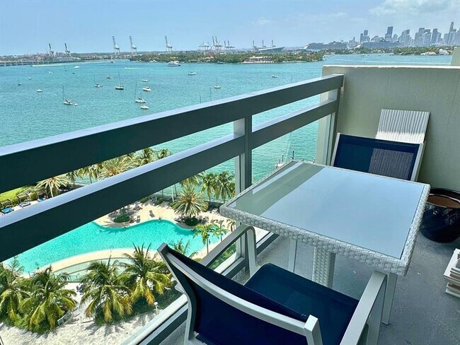 Foto del edificio - 1500 Bay Rd