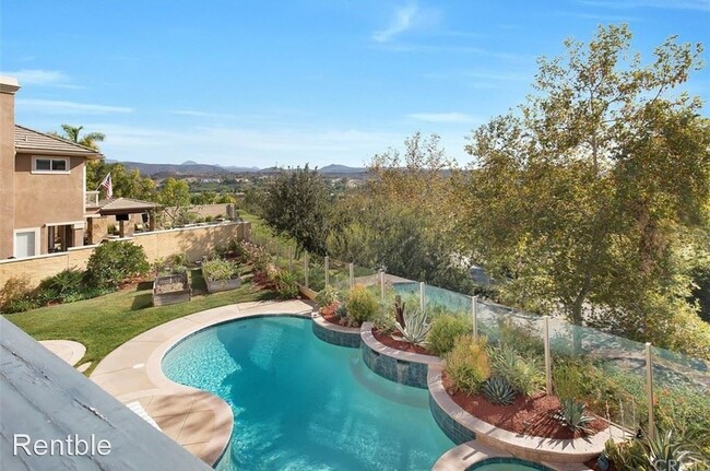 Foto del edificio - 4 br, 5 bath House - 10 Danville Ln
