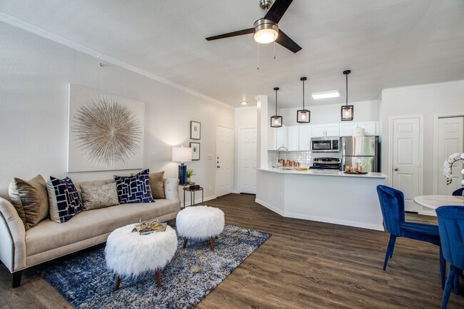 Building Photo - The Brook TX